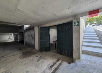 WhatsApp Image 2026-04-17 at 15.20.04.jpeg - Box Via Antica Romana Occidentale 314, Sestri Levante - foto 1