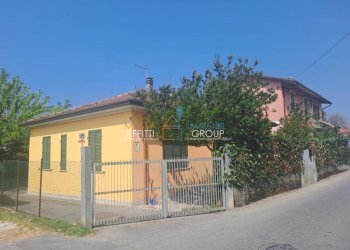 1.jpg - Villa Via Pietrasanta 66, Massa - foto 2