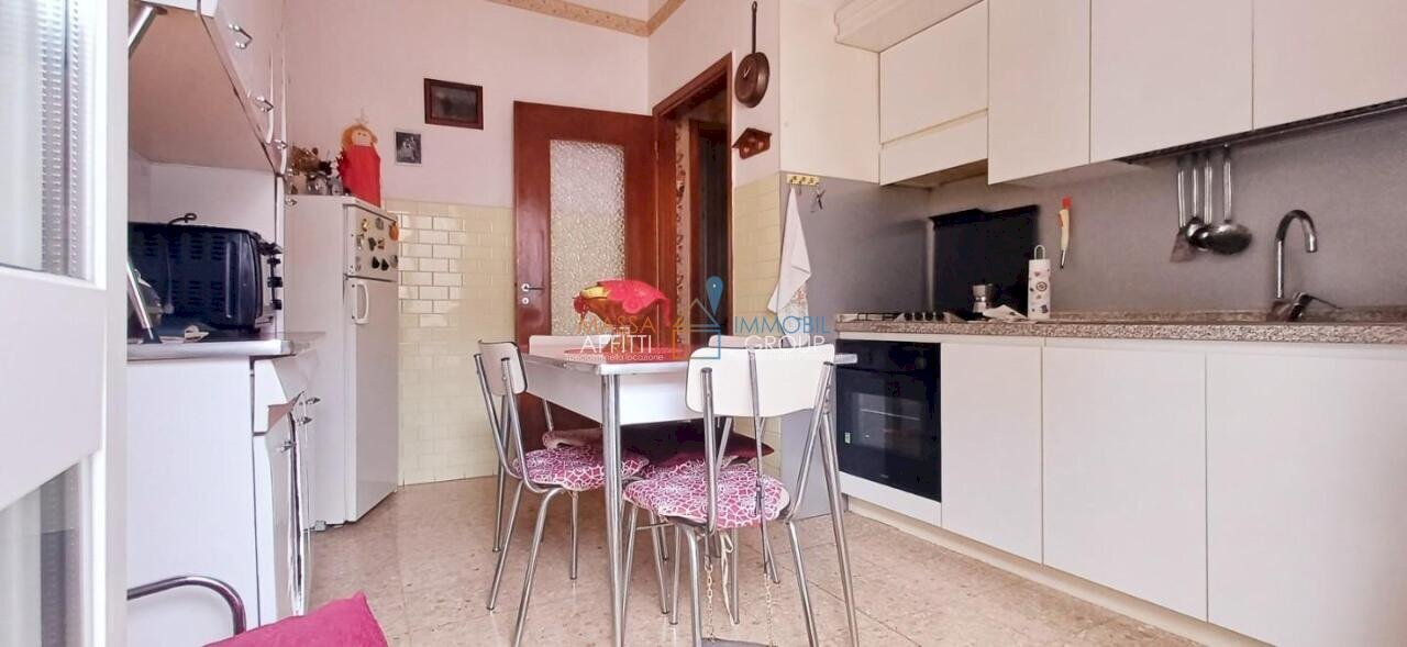 1.jpg - Trilocale Via Maternità 2, Massa - foto 3