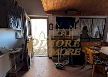 Ingresso e camino.jpg - Villa Germagno - foto 2