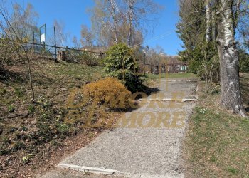 Strada che porta al parcheggio 2.jpg - Villa Germagno - foto 14