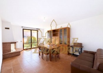 Soggiorno - Quadrilocale Via al Giona, Maccagno con Pino e Veddasca - foto 6