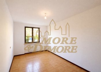 Camera da letto - Quadrilocale Via al Giona, Maccagno con Pino e Veddasca - foto 9