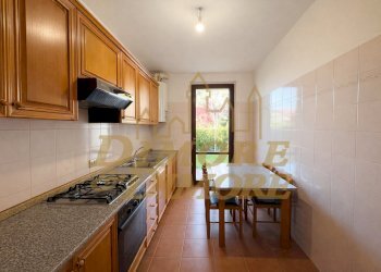 Cucina - Quadrilocale Via al Giona, Maccagno con Pino e Veddasca - foto 12