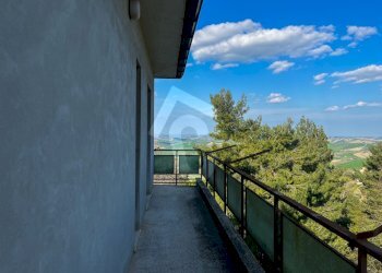 533E8D32-34BE-48C1-AF15-7F63F7A44A13.jpeg - Quadrilocale Montecarotto - foto 11