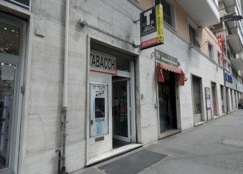 P1170561 - Tobacco shop Via Antonio Cecchi, Genova (neighborhood Foce) - photo 11