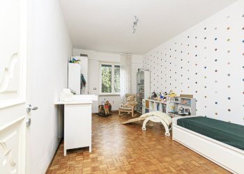 33_v Steno.jpg - Appartamento Via Flavia Steno 11, Genova (zona Quarto) - foto 7