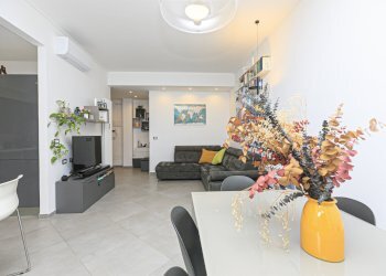 08_v Steno.jpg - Appartamento Via Flavia Steno 11, Genova (zona Quarto) - foto 15