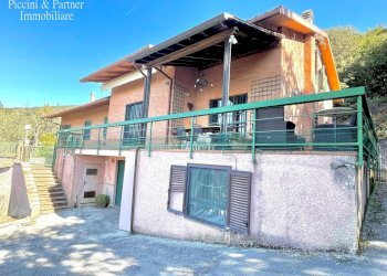 02.jpg - Villa Via Col di Lana 89, Perugia - foto 2