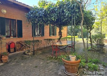 04.jpg - Villa Via Col di Lana 89, Perugia - foto 4