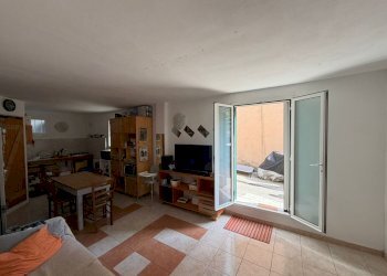 WhatsApp Image 2026-04-17 at 16.56.38 (2).jpeg - Quadrilocale Via delle Ginestre 23, Sanremo - foto 12