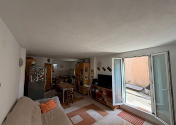 WhatsApp Image 2026-04-17 at 16.56.38 (3).jpeg - Quadrilocale Via delle Ginestre 23, Sanremo - foto 13