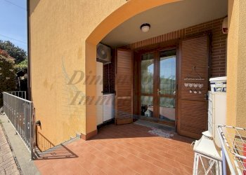 photo_31_2026-04-18_16-44-05.jpg - Villa a Schiera Via Roma 160, Castellina Marittima - foto 2