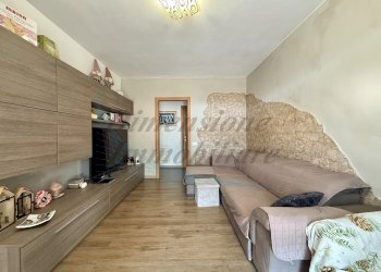 photo_15_2026-04-18_16-44-05.jpg - Villa a Schiera Via Roma 160, Castellina Marittima - foto 3