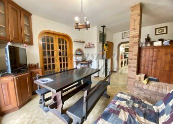 photo_2026-02-03_12-12-49.jpg - Appartamento Piazza Europa, Castagneto Carducci - foto 11