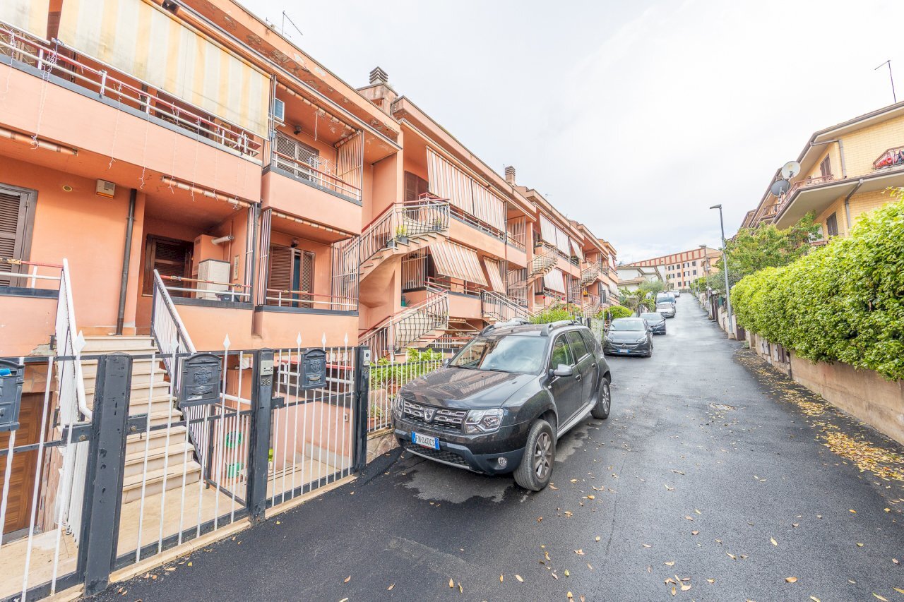 46.jpg - Four-room apartment Via Platone, Fonte Nuova - photo 3