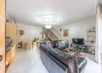 28.jpg - Four-room apartment Via Platone, Fonte Nuova - photo 24