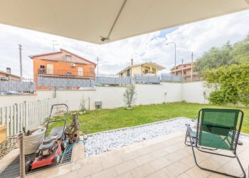 3.jpg - Trilocale Fonte Nuova - foto 2