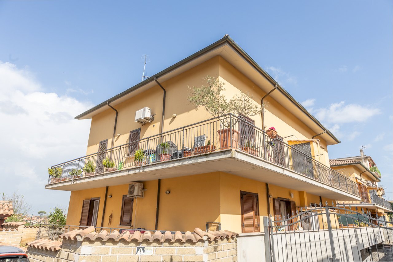 32.jpg - Trilocale via abba 20, Mentana - foto 1