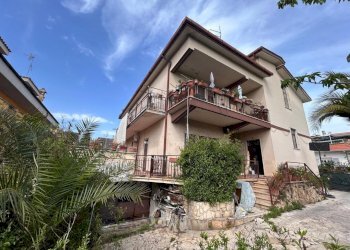 1.jpeg - Quadrilocale Viale Roma 276, Guidonia Montecelio - foto 1