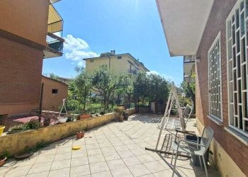 WhatsApp Image 2026-04-21 at 12.15.48.jpeg - Trilocale Via Lercara Friddi, Roma (zona Borghesiana) - foto 17