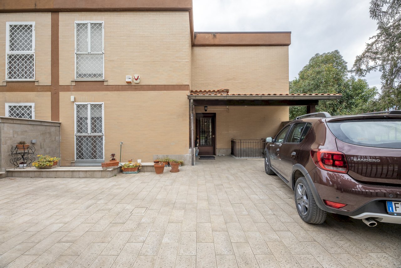 0F5A4545-HDR.jpg - Villa Via Renoir 36, Roma - foto 2