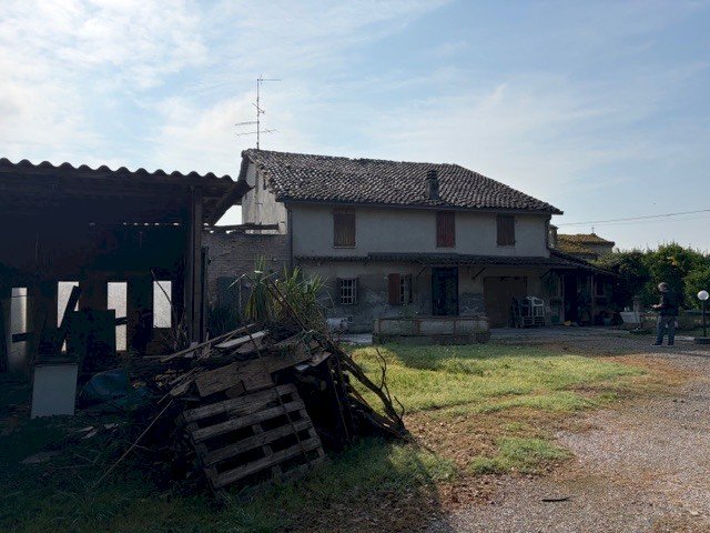 IMG_3930.jpeg - Villa Via Olinto Cigarini, Reggio nell'Emilia - foto 1
