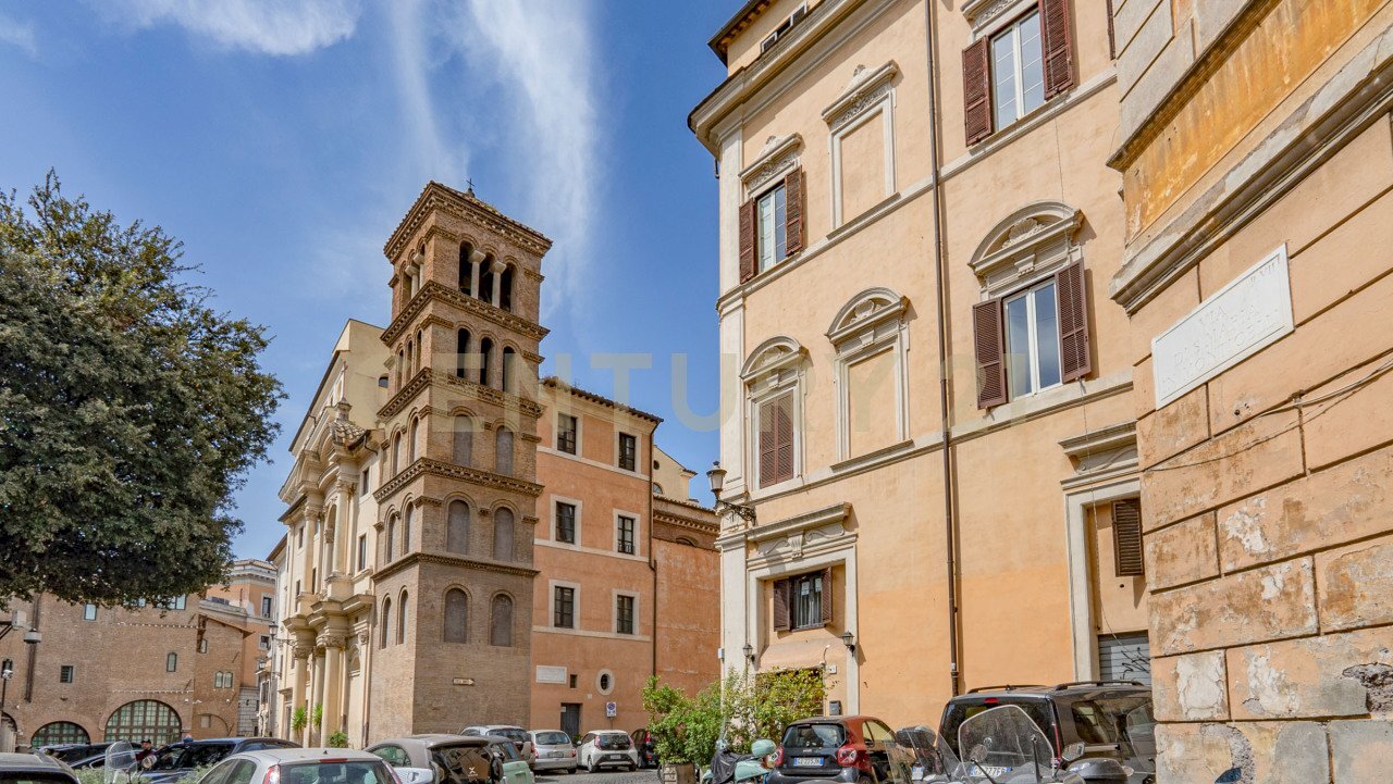 Largo-arenula-larizza (2).jpg - Monolocale Via di San Maria in Monticelli 67, Roma - foto 1