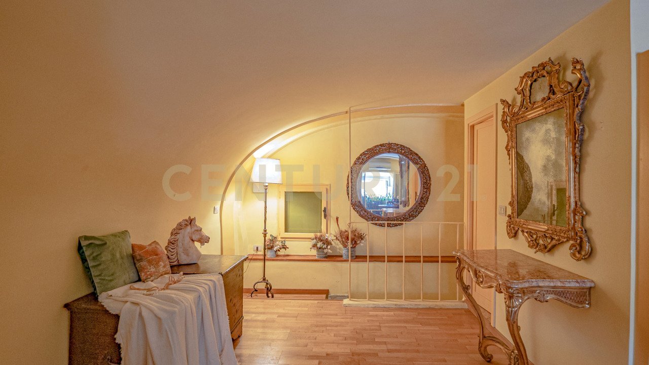 Largo-arenula-larizza (6).jpg - One-room apartment Via di San Maria in Monticelli 67, Roma - photo 2