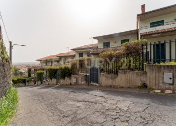 Via Santa Rosa da Lima 17 (1).jpg - Villa Via Santa Rosa da Lima 17, Catania - foto 5