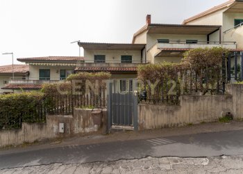 Via Santa Rosa da Lima 17 (2).jpg - Villa Via Santa Rosa da Lima 17, Catania - foto 6