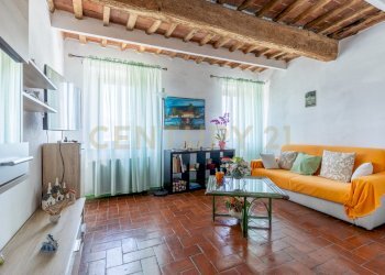 soggiorno - Casa indipendente Via per Corte Sandorini 619, Lucca - foto 9