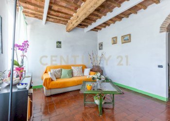 soggiorno - Casa indipendente Via per Corte Sandorini 619, Lucca - foto 10
