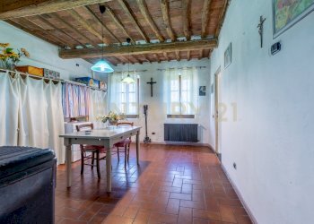 Camera Letto con bagno - Casa indipendente Via per Corte Sandorini 619, Lucca - foto 14
