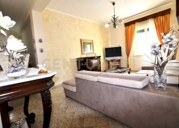 4.jpeg - Four-room apartment Largo Bisacquino 3, Palermo - photo 5