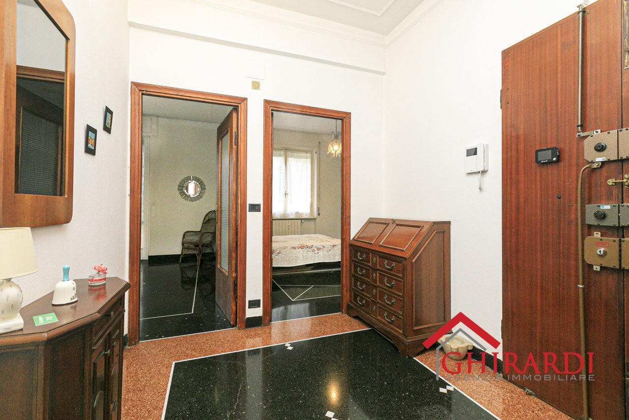 1.1 INGRESSO.jpg - Appartamento Via Michele Erede 71, Genova (zona Sestri Ponente) - foto 3