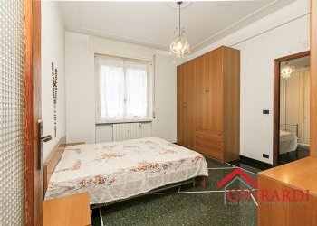 4.0 CAMERA 1.jpg - Appartamento Via Michele Erede 71, Genova (zona Sestri Ponente) - foto 12