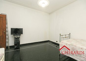 6.2 CAMERA 3.jpg - Appartamento Via Michele Erede 71, Genova (zona Sestri Ponente) - foto 22