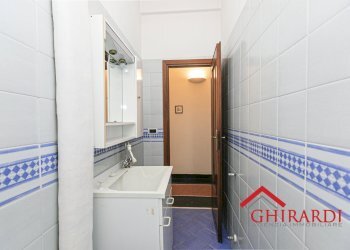 7.1 BAGN0 1.jpg - Appartamento Via Michele Erede 71, Genova (zona Sestri Ponente) - foto 24