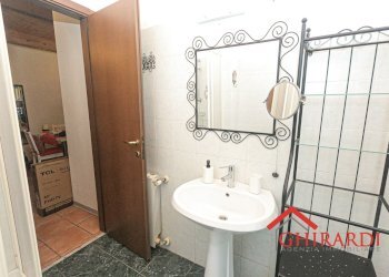 6.1 bagno.jpg - Quadrilocale Via Vado 40, Genova (zona Sestri Ponente) - foto 24