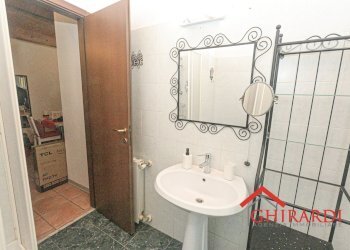 6.2 bagno.jpg - Quadrilocale Via Vado 40, Genova (zona Sestri Ponente) - foto 25