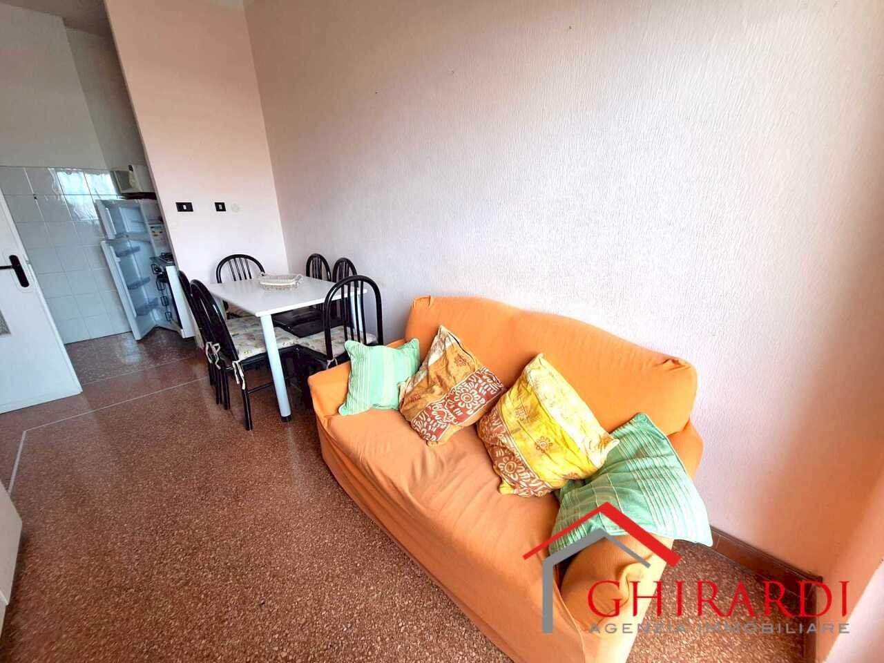 2.0 SOGGIORNO.jpeg - Quadrilocale VIA DELL'ACCIAIO  115, Genova (zona Sestri Ponente) - foto 1