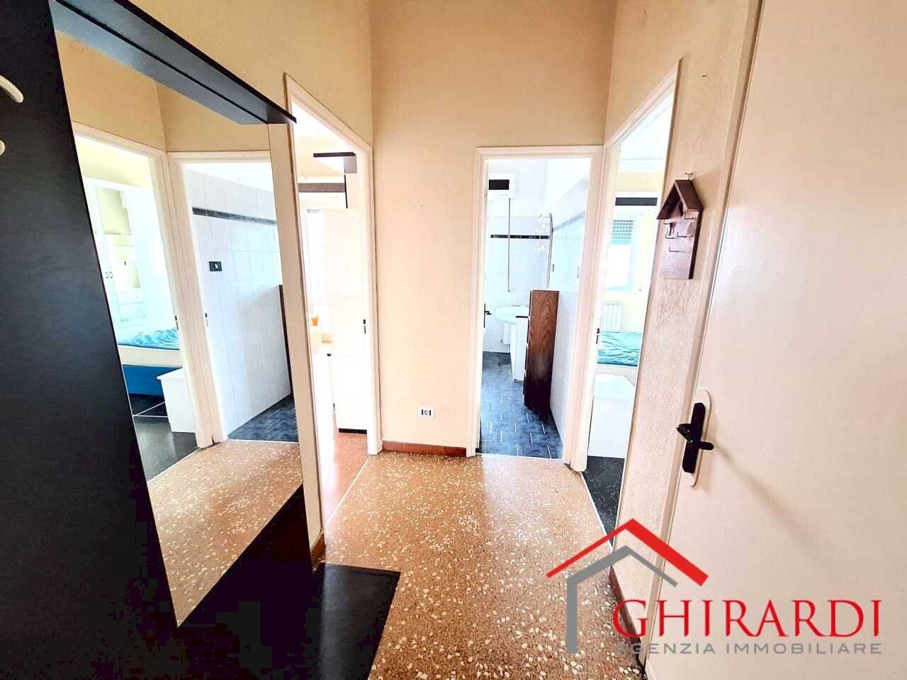 1.0 INGRESSO.jpeg - Quadrilocale VIA DELL'ACCIAIO  115, Genova (zona Sestri Ponente) - foto 2