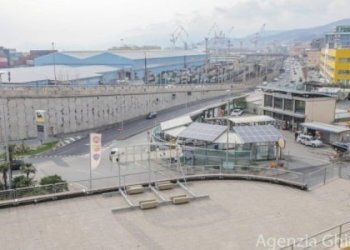 8.1-vista-600x300.jpg - Quadrilocale VIA DELL'ACCIAIO  115, Genova (zona Sestri Ponente) - foto 16