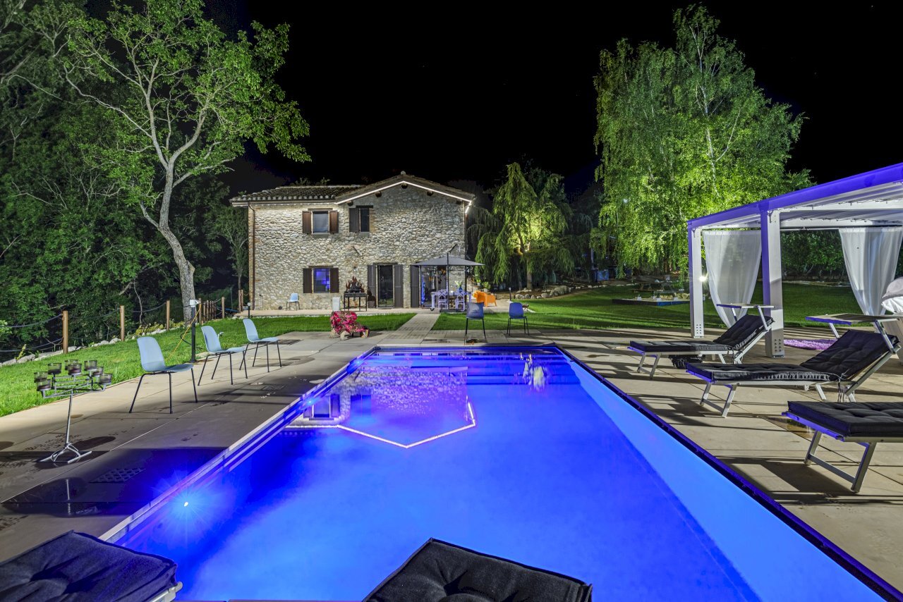 Villa Galassi 41.jpg - Rustic SARNANO, Sarnano - photo 2