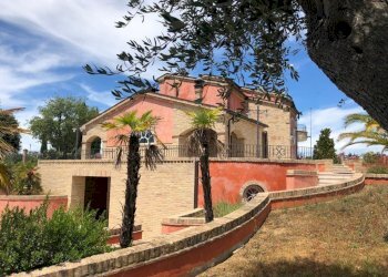 3849591f-a9cd-46ac-84fc-21ddafc24ff5.jpeg - Villa Via Passarini, Recanati - foto 2