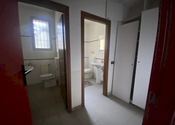 bagno - Ufficio Via Giuseppe Mazzini 19, Villa Guardia - foto 6