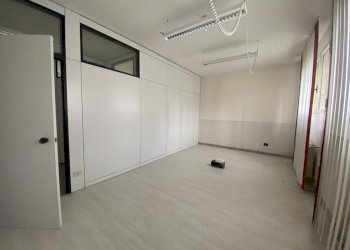 Ufficio Via Giuseppe Mazzini 19, Villa Guardia - foto 10