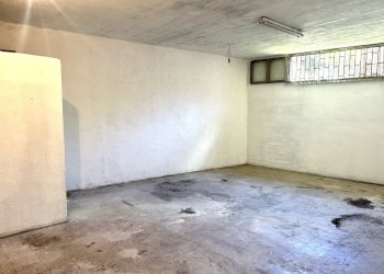 IMG_7479.JPG - Commercial Premises Via Porta Romana 5-7, Terracina - photo 4