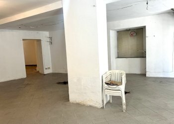IMG_7477.JPG - Commercial Premises Via Porta Romana 5-7, Terracina - photo 8